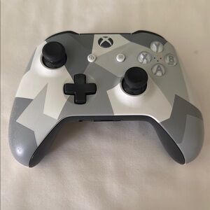 Gray and Black Camouflage wireless Xbox Controller for Video Games
